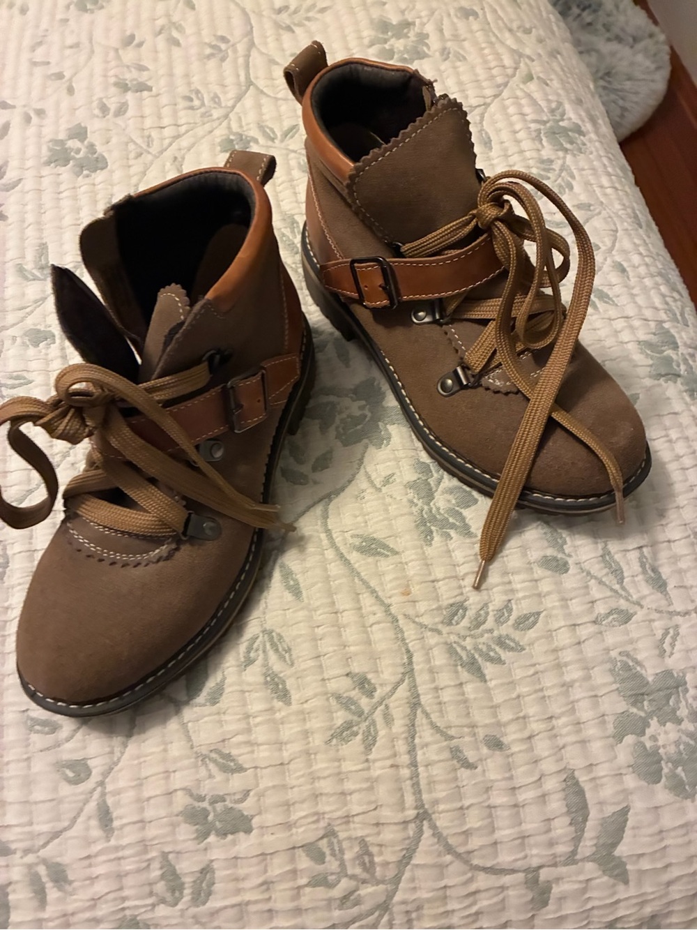 Authentic Hirschkogel Austrian Suede Leather Trachten Ankle Boots